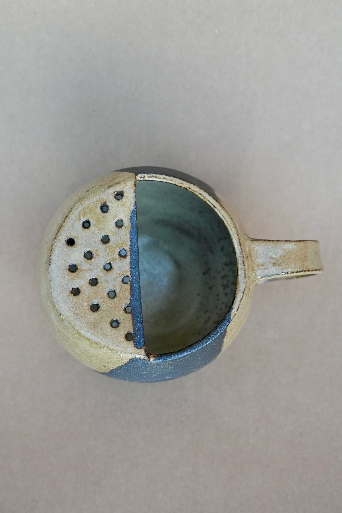 The Ojai Colander Cup (Rosario/Black)