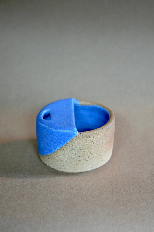 Piola Mini Lidded Mug