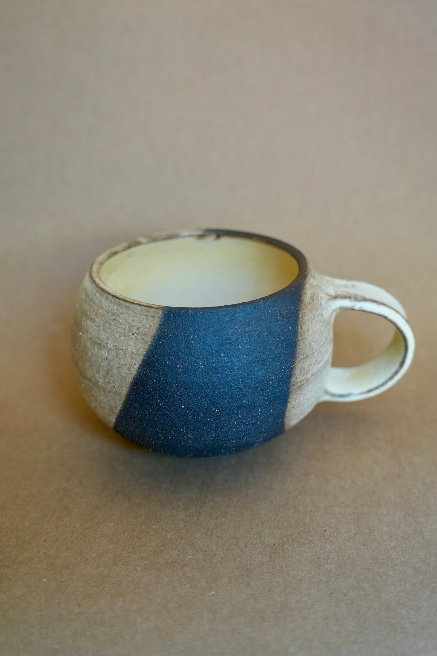 Hueso Mug