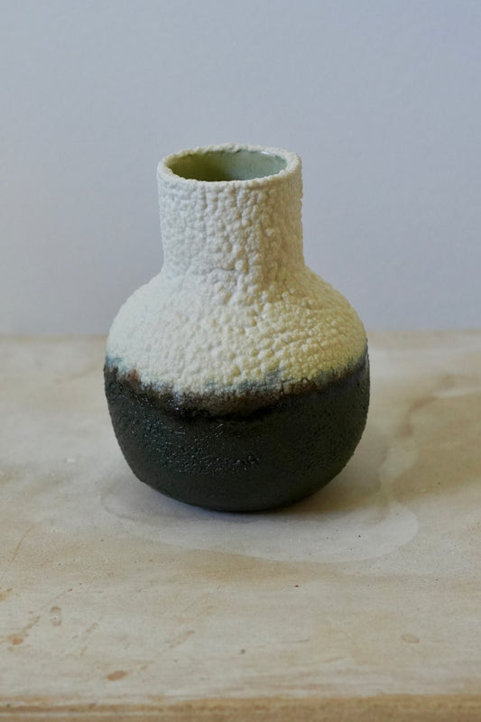 Porteña Vase